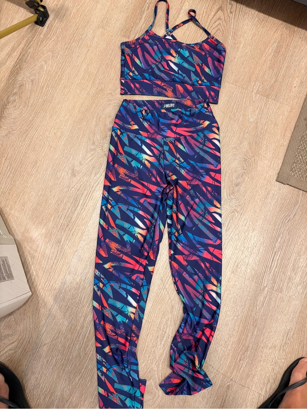Colorful Abstract Print Sports Bra & Leggings Set